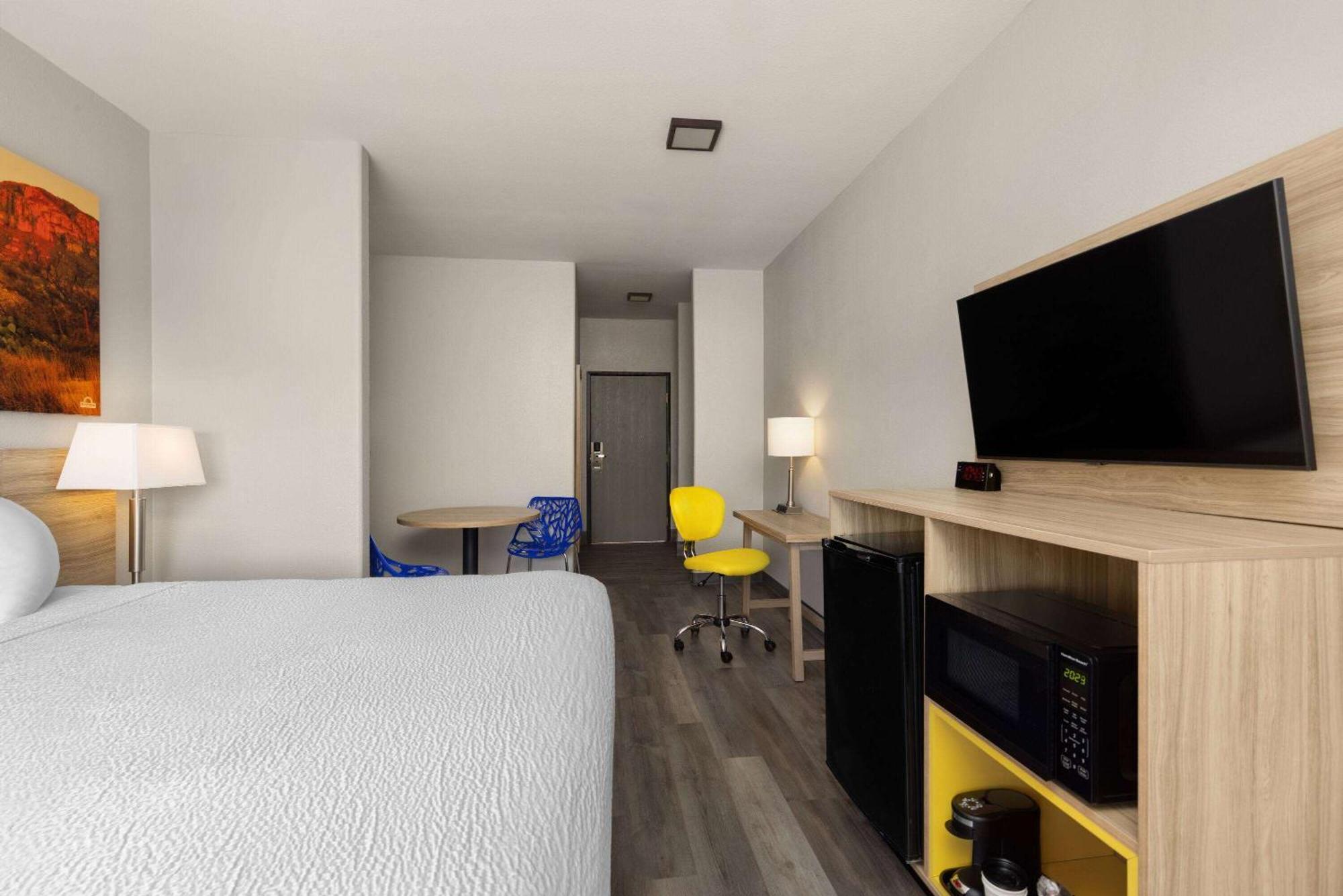 Days Inn & Suites By Wyndham Tucson/Marana Εξωτερικό φωτογραφία